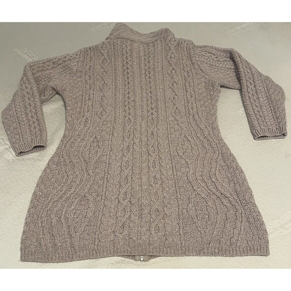 Magee of Ireland Ladies 100% Merino Wool Cardigan Beige Ivory XL Cable Knit - Picture 1 of 11